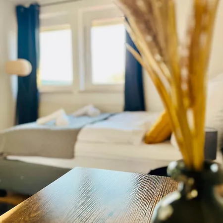 Wohlfuehl-apartment Mareiki*balkon*stellplatz*wifi* * Erfurt